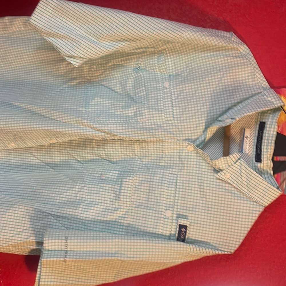 Fishing shirt, almost new, worn once.